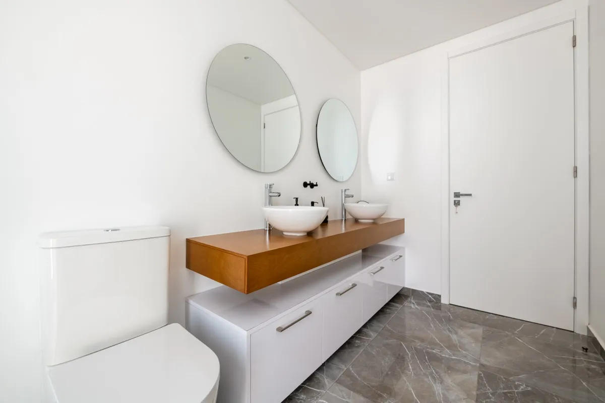 Villa Calma, Estreito da Calheta · Two bathrooms & WC