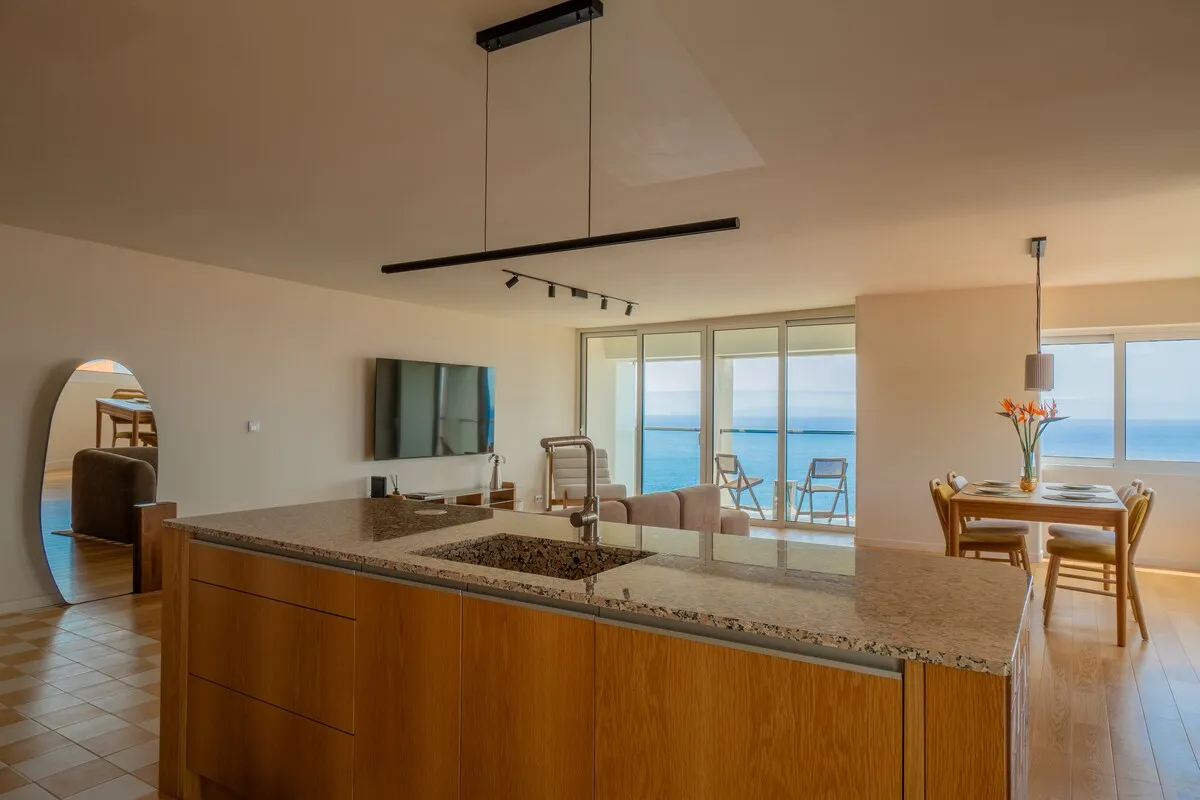 Horizon Living, Caniço · Kitchen
