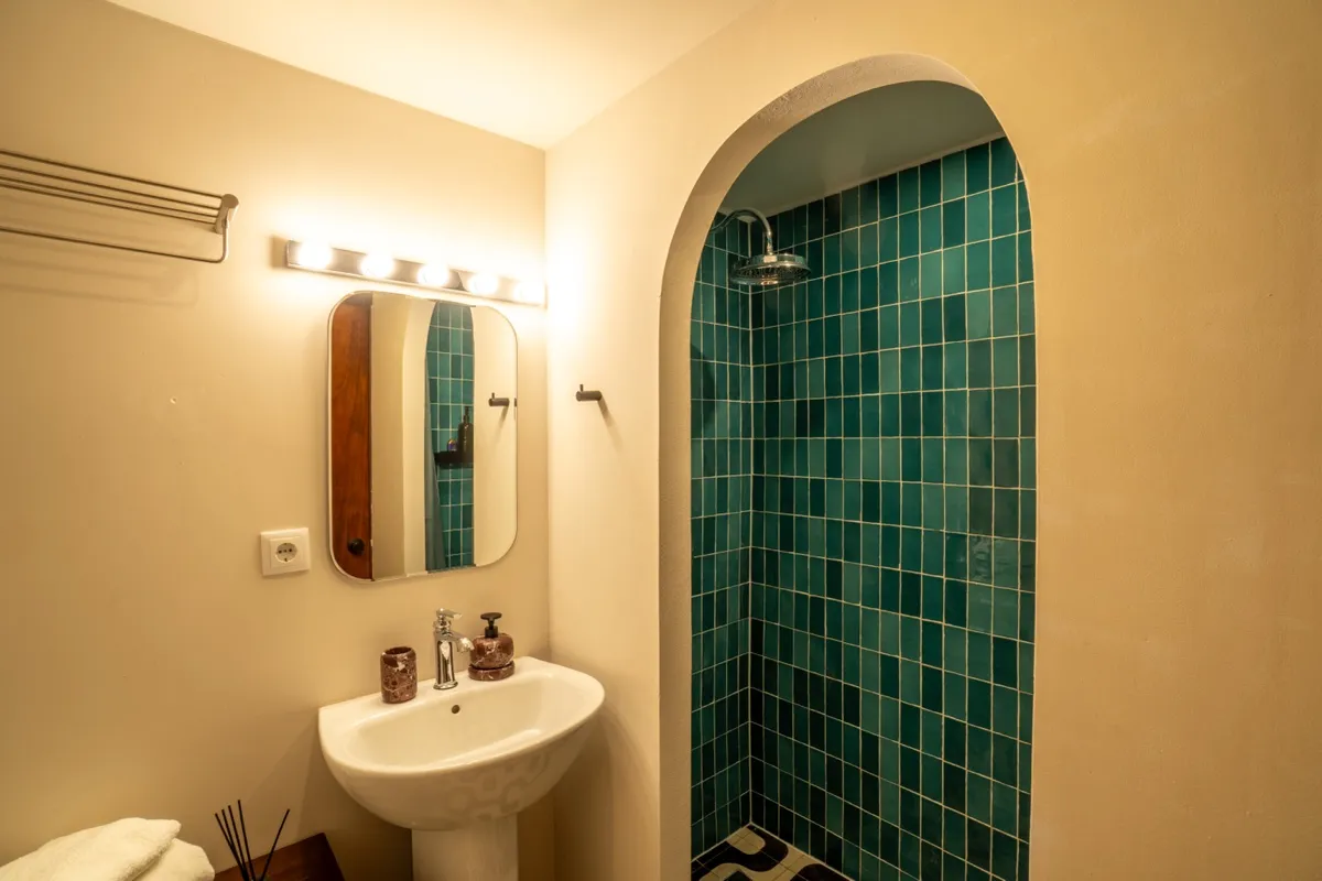 Horizon Living, Caniço · Two bathrooms