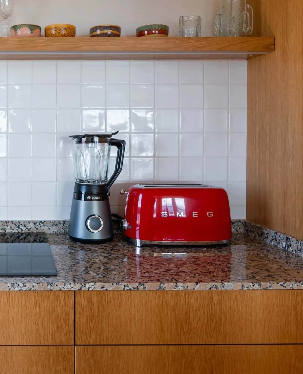 The kitchen counter with its red SMEG toaster